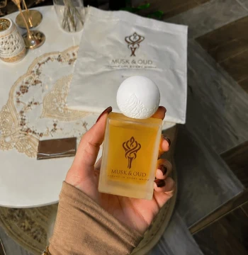 عطر مسك وعود
